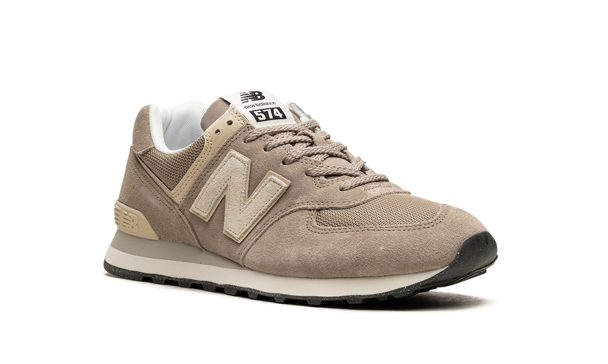 574 "Beige / White"