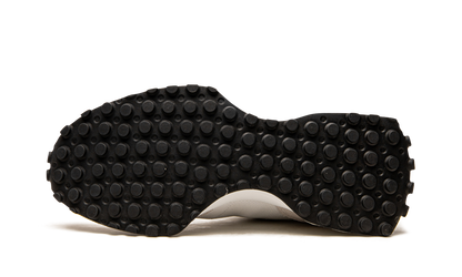 327 "White / Black" MS327CWB