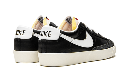Blazer Low '77 Vintage "Black White" DA6364 001