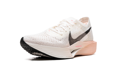 ZoomX Invincible Run 3 "Sail Guava Ice" DV4129 103