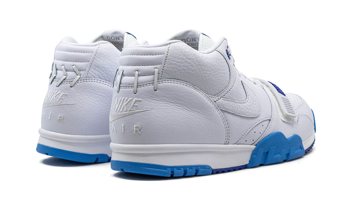 Air Trainer 1 "Don't I Know You?" DR9997 100