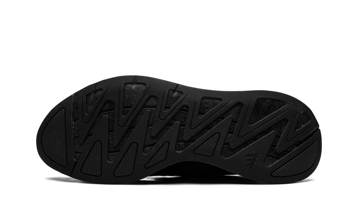 Adizero Aruku "Black Iron Metallic" IH0972