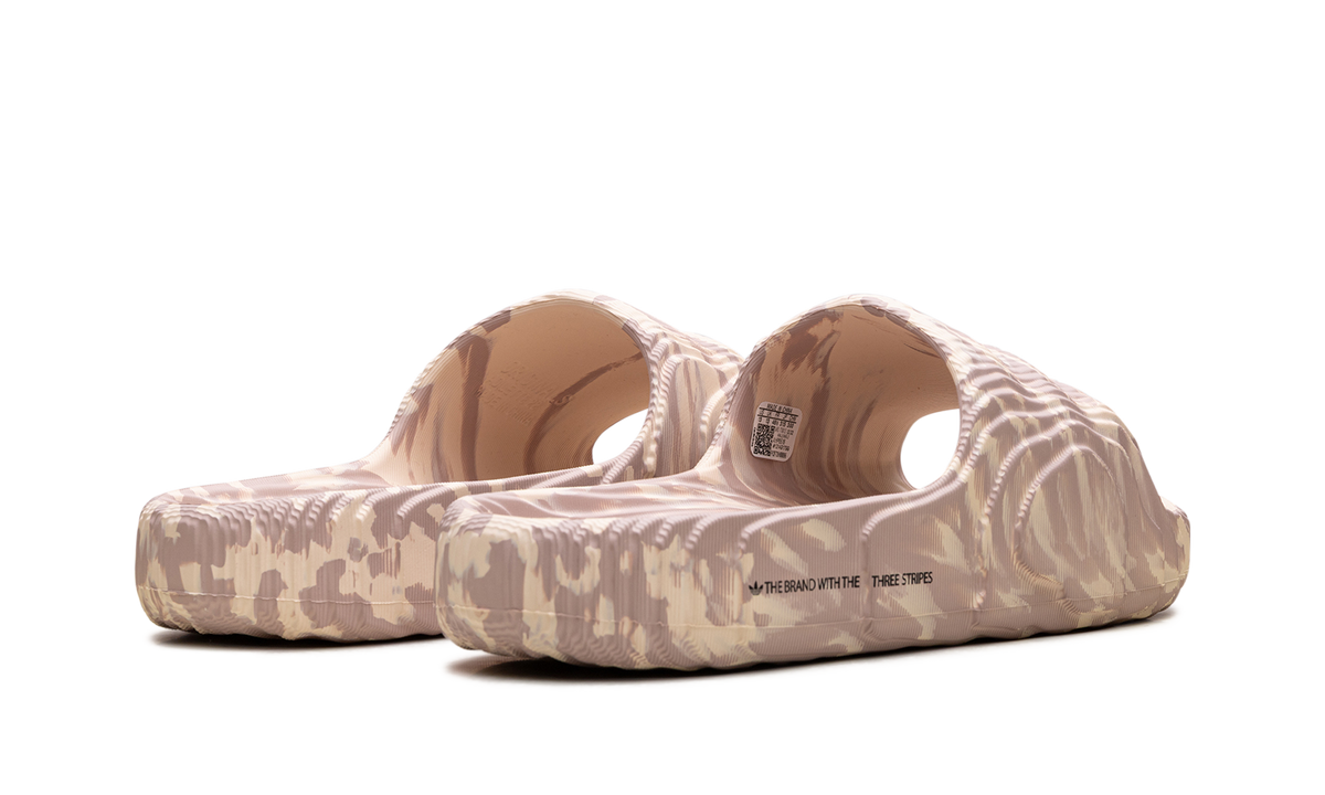 Adilette 22 Slides "Sand Strata" HP6516