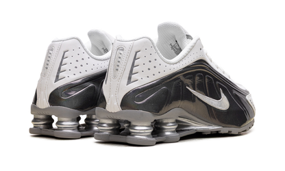 Shox R4 WMNS "White Iridescent" IB7703 100