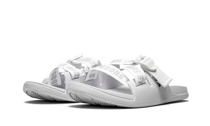 Men's Chillos Slide "Stadium Goods x Chaco - Whiteout" JCH199785