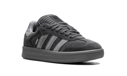 Samba XLG "Carbon Grey" ID3912