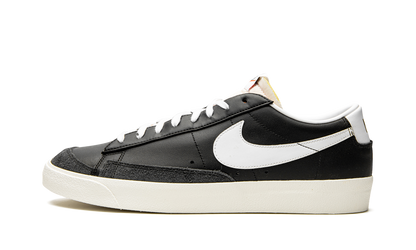 Blazer Low '77 Vintage "Black White" DA6364 001