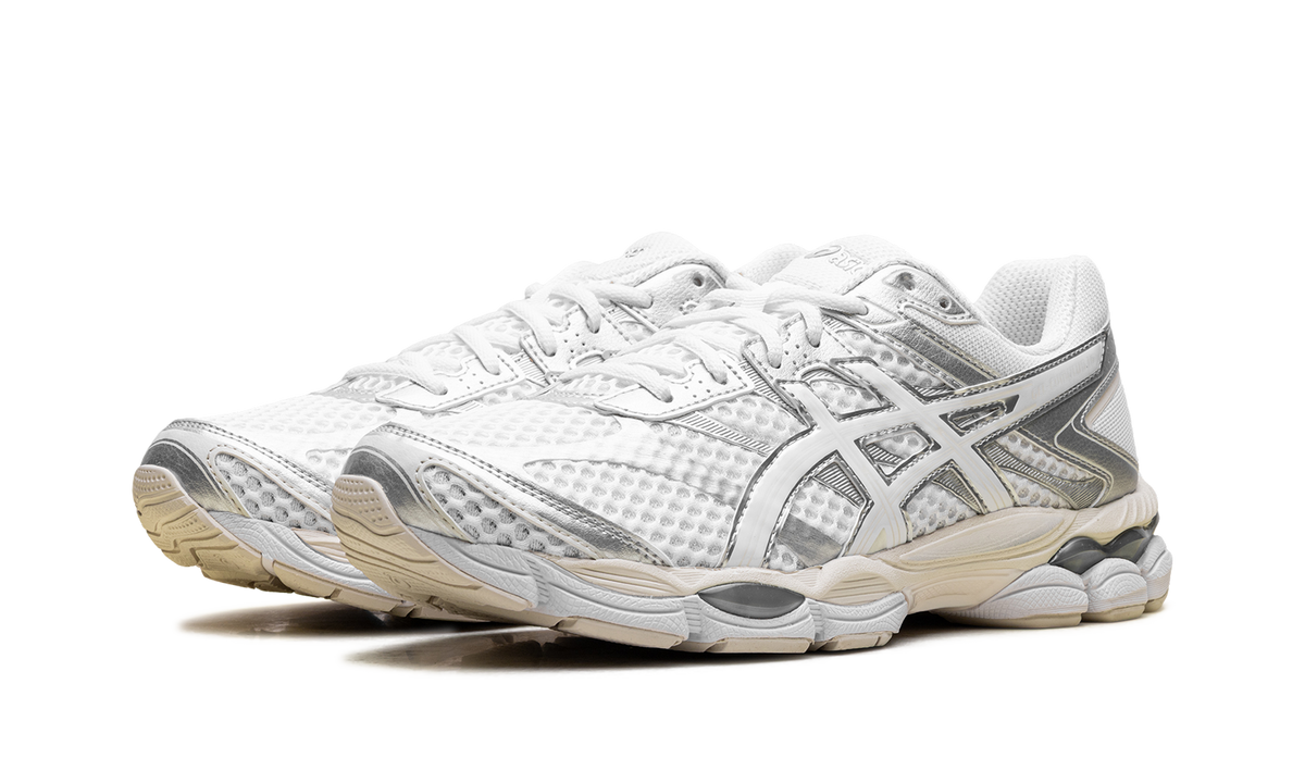 Gel-Cumulus 16 "White" 1203A733 102