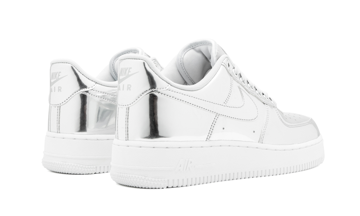 AIR FORCE 1 SP WMNS "Metallic Chrome"