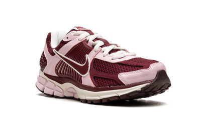 ZOOM VOMERO 5 WMNS "Pink Foam" FN7196 663