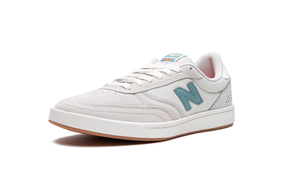 440 "Light Grey/Aqua Sea" NM440GNG