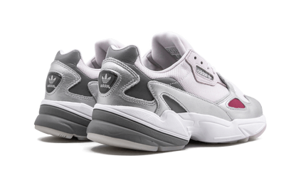FALCON WMNS D96757