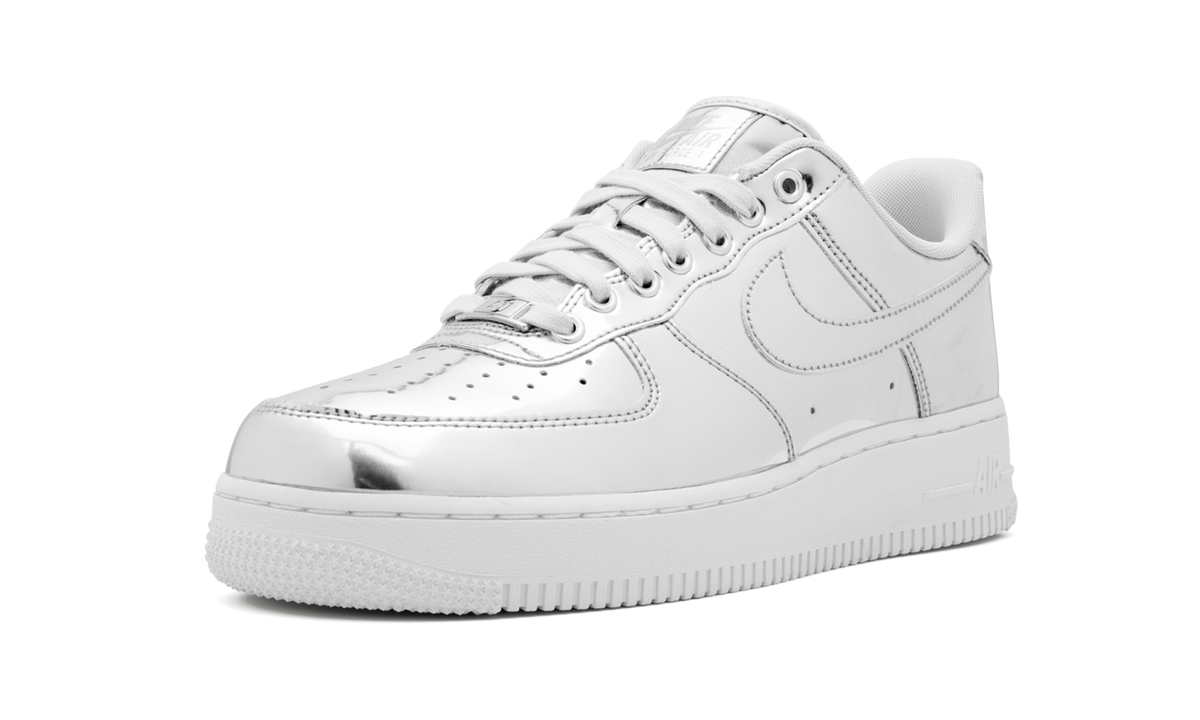 AIR FORCE 1 SP WMNS "Metallic Chrome"