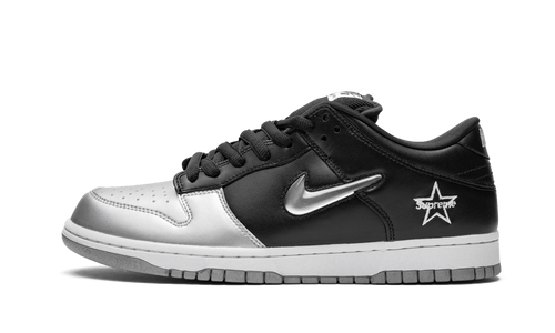 SB Dunk Low OG QS "Supreme - Jewel Swoosh Silver/Black" CK3480 001