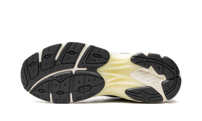 GT-2160 "Seal Grey/Jewel Green" 1203A275 022