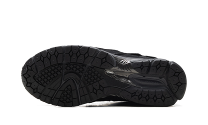 2002R Gore-Tex "Protection Pack - Black" U20023MB