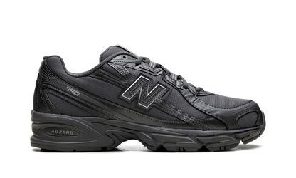 740 "Castlerock Silver Metallic" U740SS2