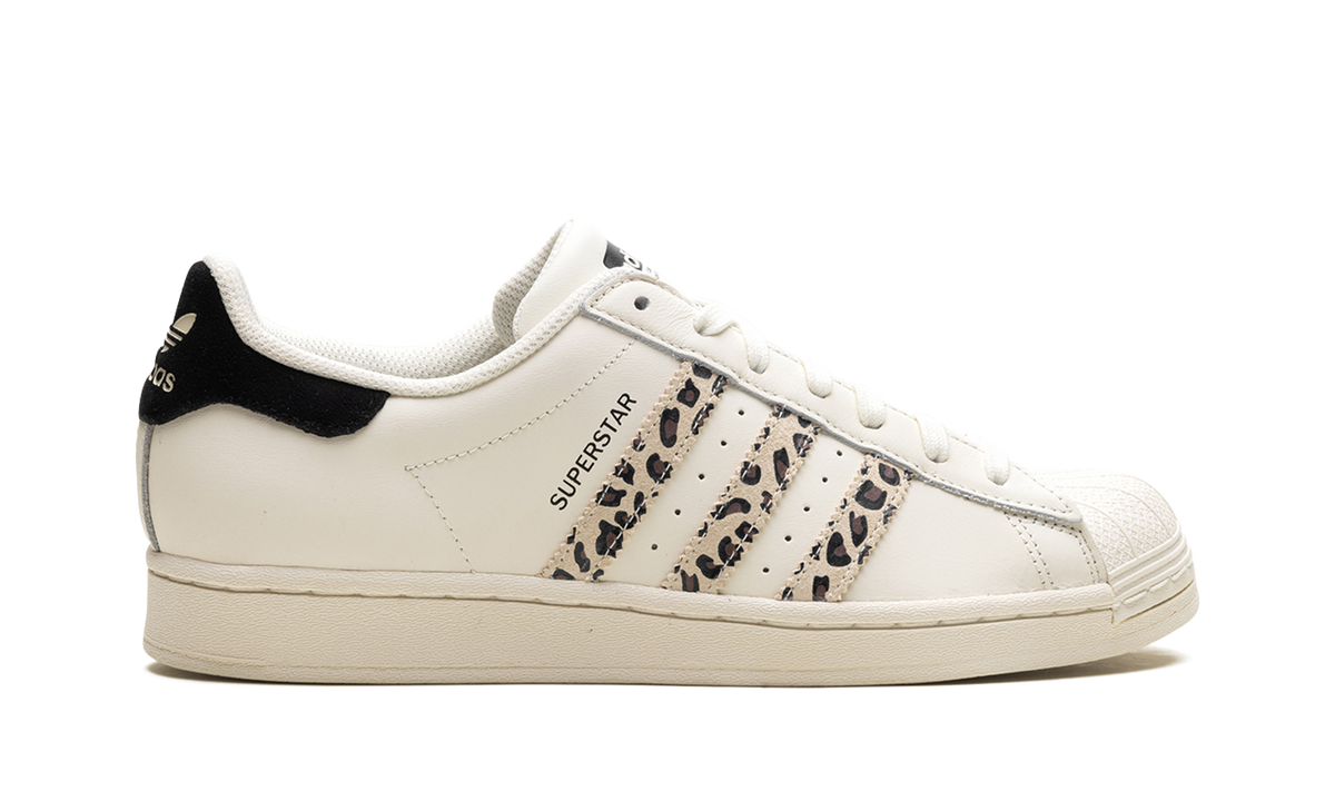 Superstar WMNS "Off White Black Leopard"