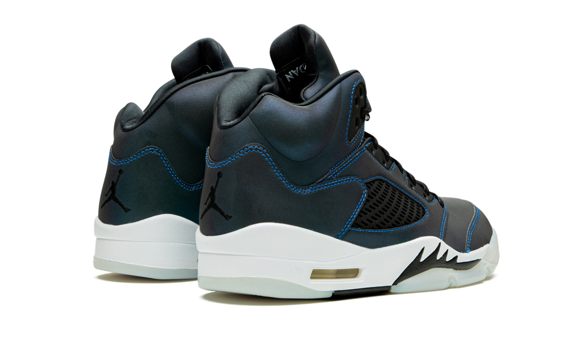 AIR JORDAN 5 RETRO WMNS "Oil Grey" CD2722 001