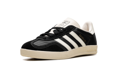 Gazelle Indoor "Black / Cream White" JQ8385