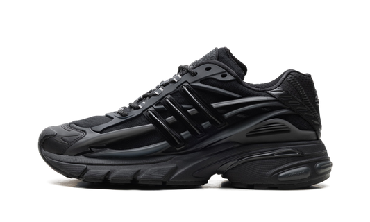 Adistar Jellyfish "Pharrell Williams - Triple Black" KJ3841