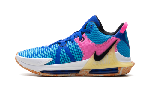 LeBron Witness 7 "Hyper Royal" DM1123 400