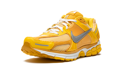 Zoom Vomero 5 "Varsity Maize" FJ4453 765