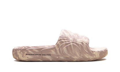 Adilette 22 Slides "Sand Strata" HP6516