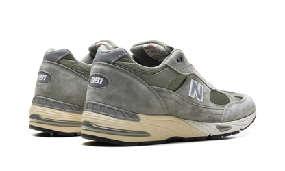 Kith x 991 MiUK "Vetiver" M991KI1