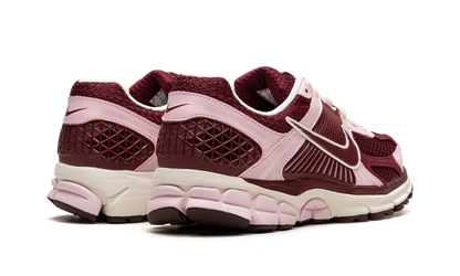 ZOOM VOMERO 5 WMNS "Pink Foam" FN7196 663