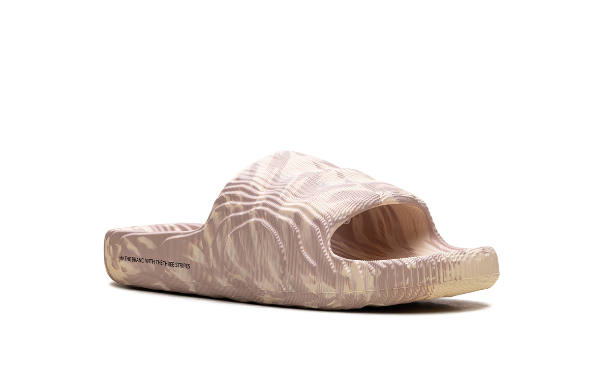 Adilette 22 Slides "Sand Strata" HP6516