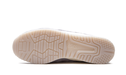GEL LYTE III "END Clothing - Pearl" 1191A356 500