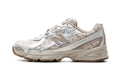 740 "Beige Brown" U740ML2