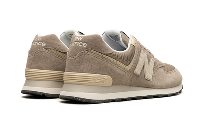 574 "Beige / White"