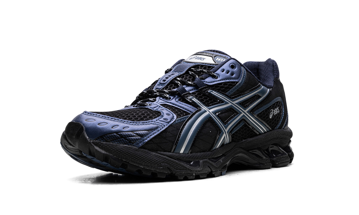 GEL-Nimbus 10.1 "Black / Grand Shark" 1203A543 002