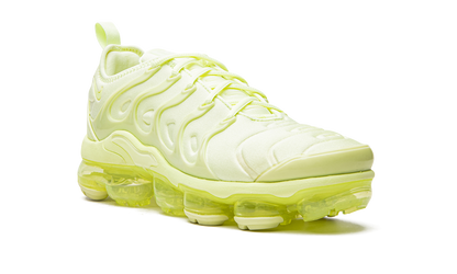 AIR VAPORMAX PLUS WMNS