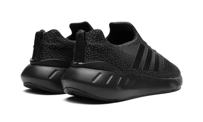 Swift Run 22 "Blackout" GZ3500