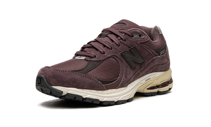 2002R "Dark Grape" M2002RCD