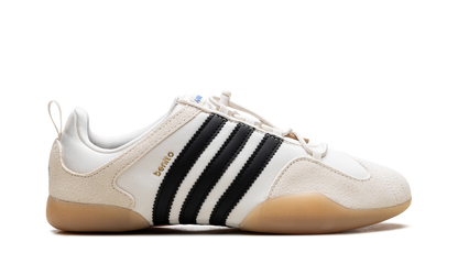 Ballerina "Bad Bunny - Off White" JQ9229