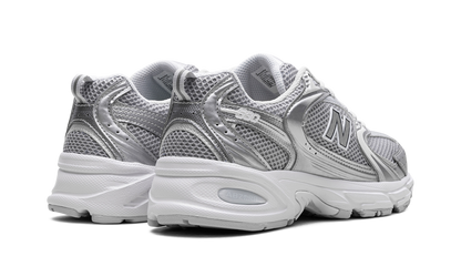 530 "Moonbeam Silver Metallic" MR530RS
