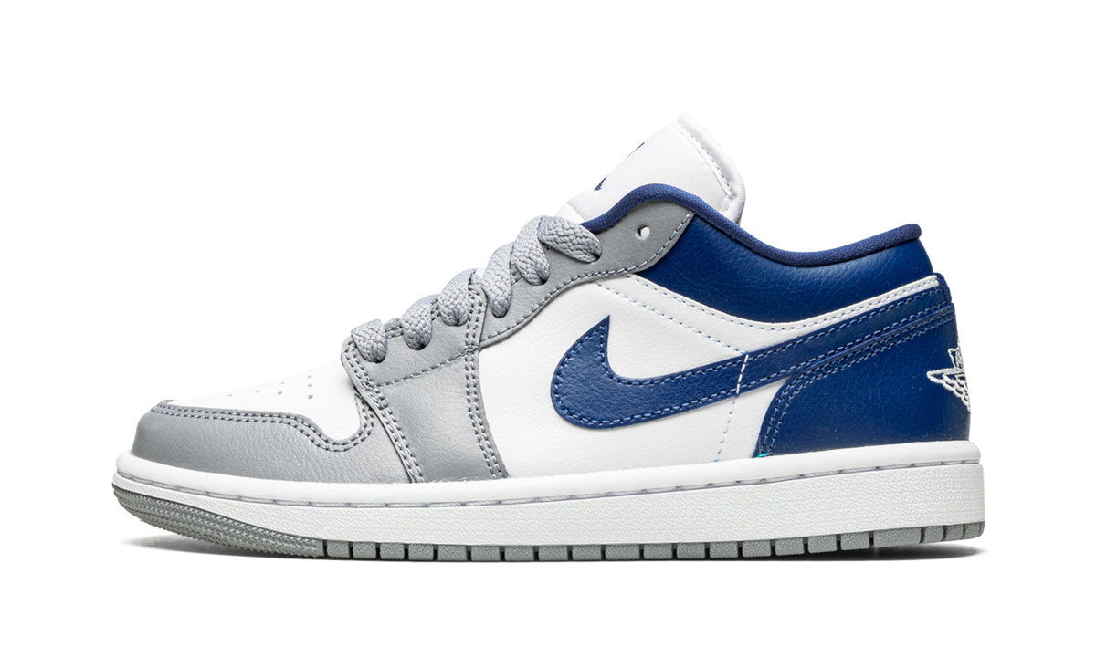 Air Jordan 1 Low WMNS "Stealth / French Blue" DC0774 042