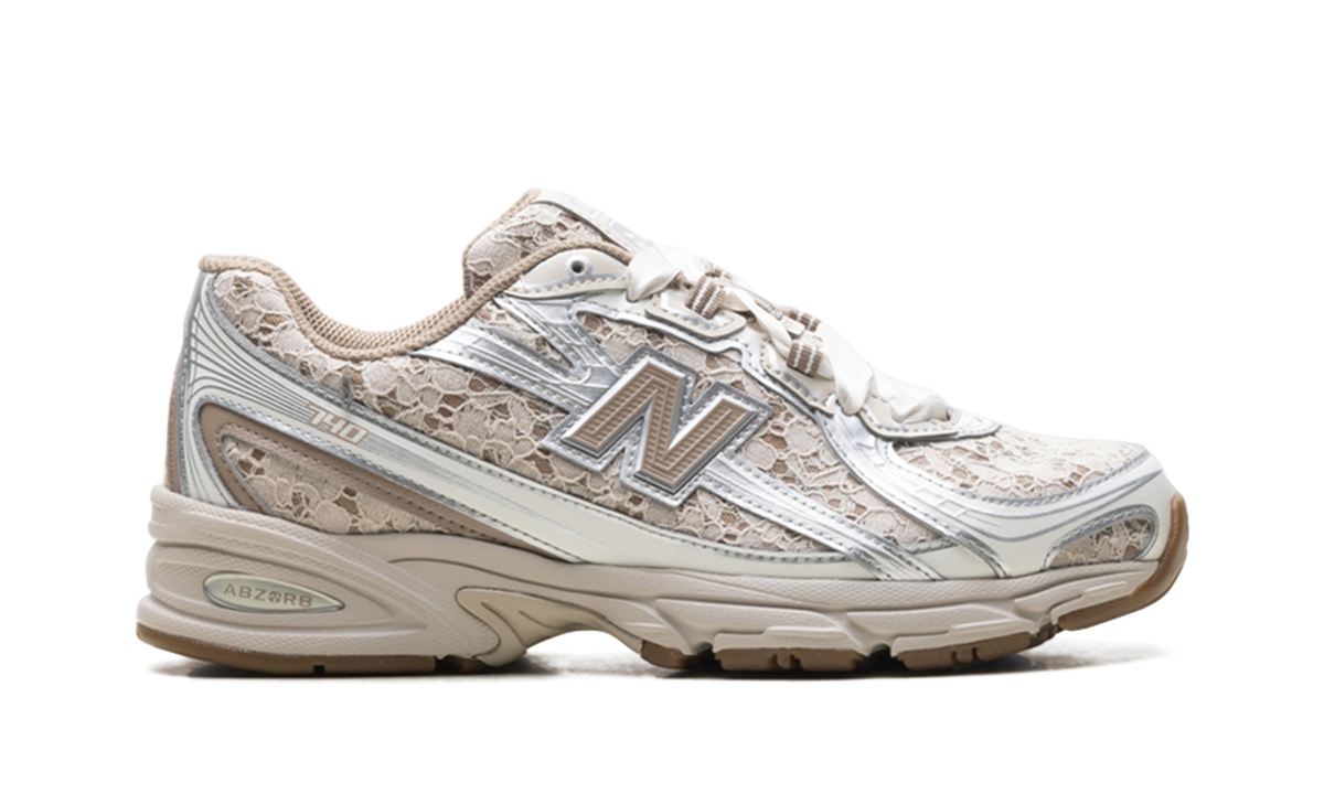 740 "Beige Brown" U740ML2
