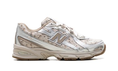 740 "Beige Brown" U740ML2