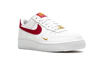 AIR FORCE 1 LO ESSENTIAL MNS WMNS "White / Gym Red"