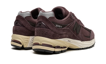 2002R "Dark Grape" M2002RCD