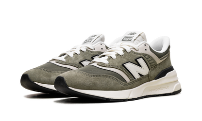997R "Green / White" U997RPCA