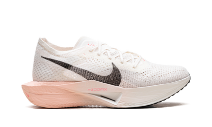 ZoomX Invincible Run 3 "Sail Guava Ice" DV4129 103