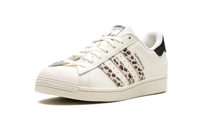 Superstar WMNS "Off White Black Leopard"
