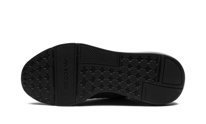 Swift Run 22 "Blackout" GZ3500