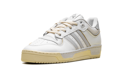 RIVALRY LOW 86 "CWHITE/GREONE/OWHITE" GZ2556